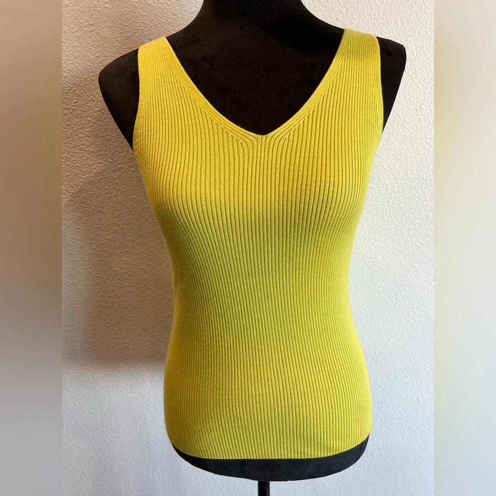 St. John Yellow Ribbed Fitted Tank Top - Picture 1 of 6
